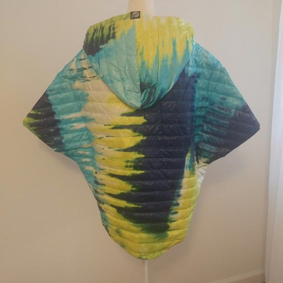 ROYLN Cropped Hi-Low Poncho - XS/S NWT - Picture 6 of 8